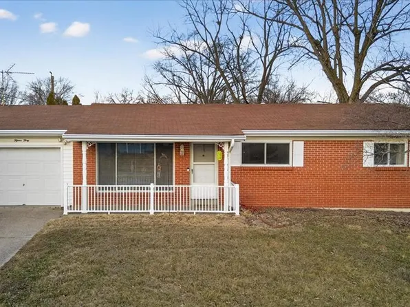1530 Sherman Dr, Saint Charles, MO 63303