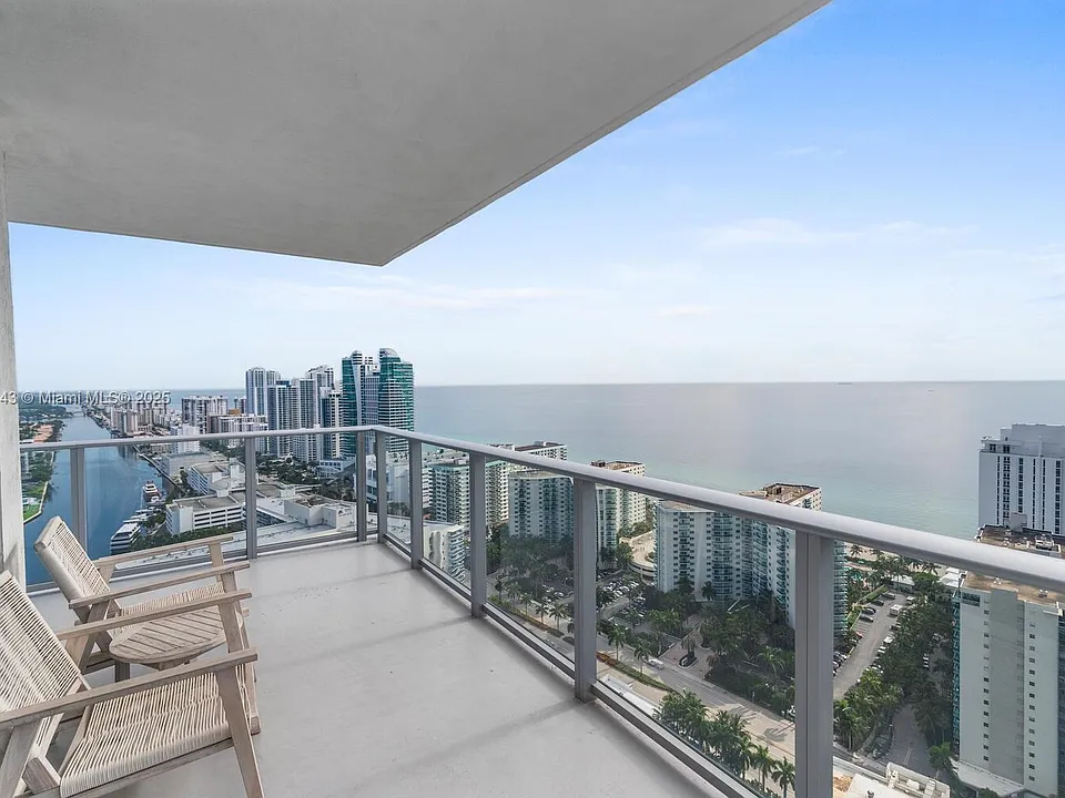 4010 S Ocean Dr #R2501