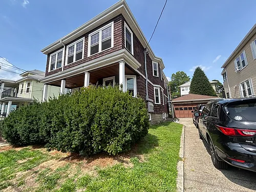 89 Woods Ave #1 Photo 1