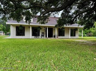 3099 Longfellow Dr, Bay Saint Louis, MS 39520