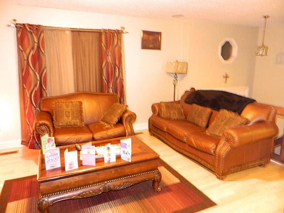 5th image of 2723 Autumn Chase Dr