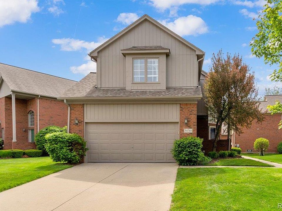 1st image of 54745 Four Seasons Dr
