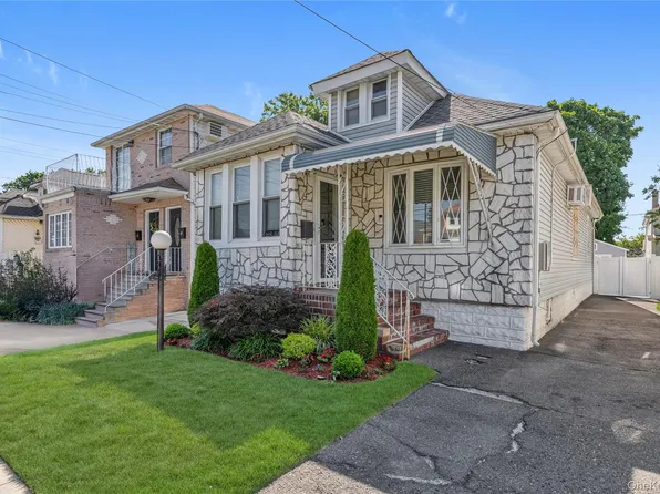 168-54 118th Road, Jamaica, NY 11434