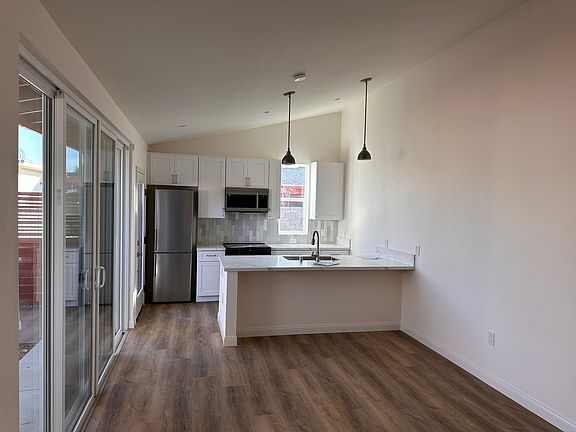 4th image of 434 31st St