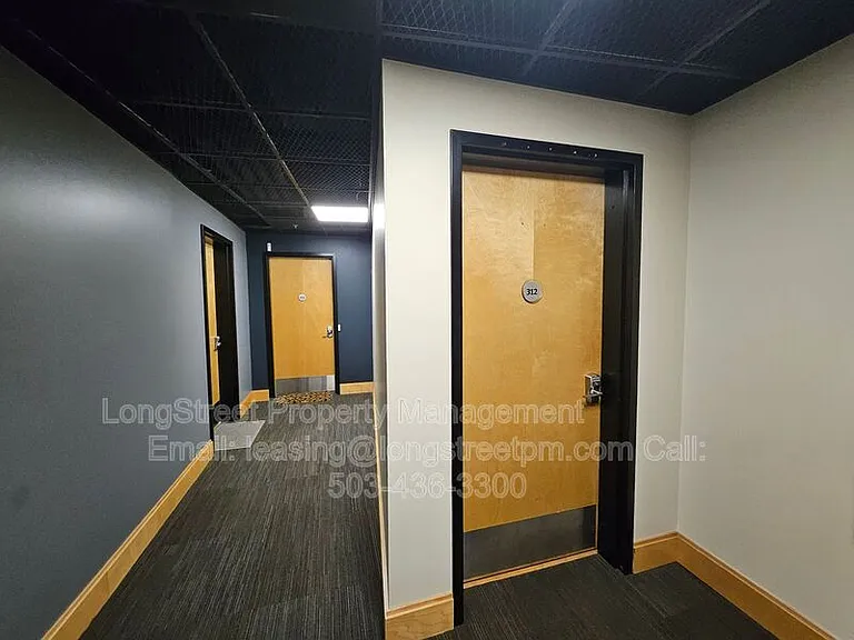 12600 SW Crescent St — Photo 3