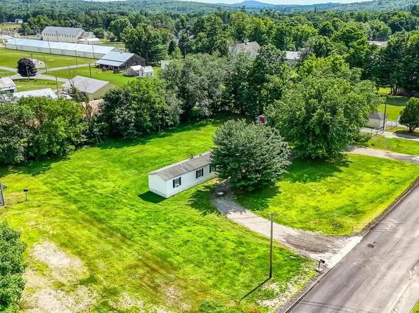 175-179 Maple Avenue, Farmington, ME 04938