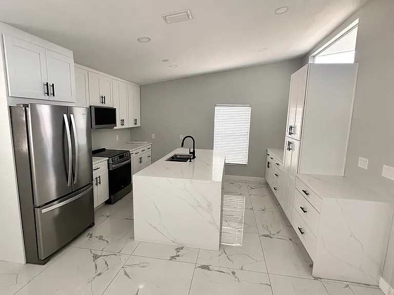 8705 Exposition Dr — Photo 13