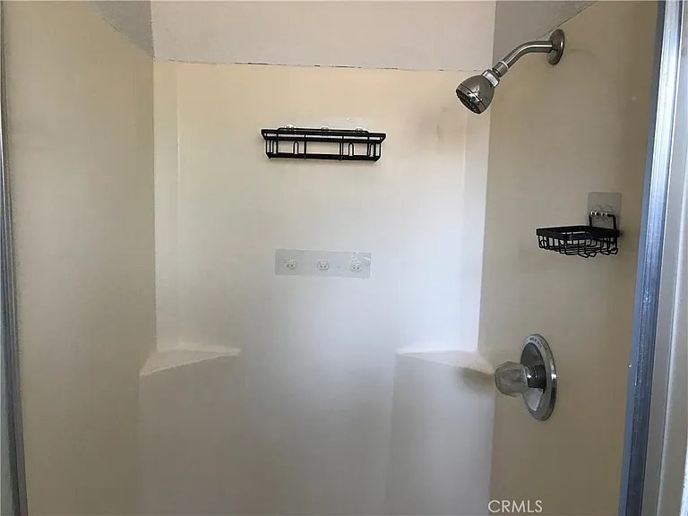 2017 Ashe St — Photo 10