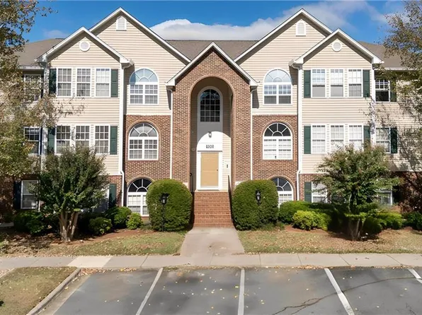 124 Mill Pond Dr, Winston Salem, NC 27106