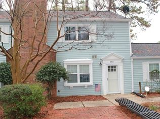 8521 Pine Thicket Ct, Charlotte, NC