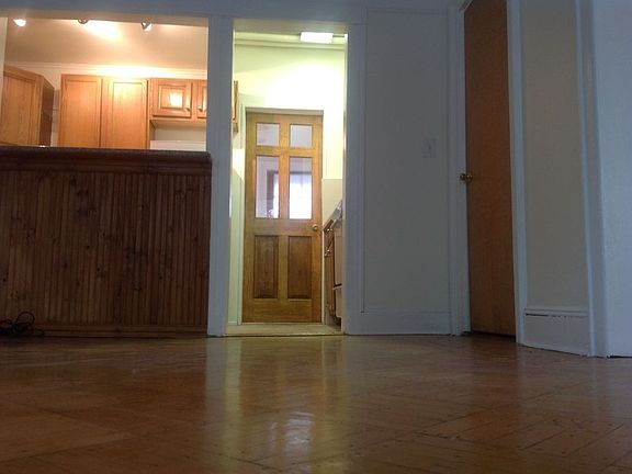 3rd image of 368 Clermont Ave #Gl2