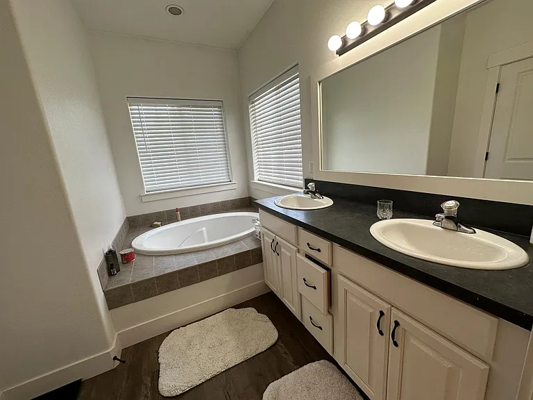 2780 W Iago St — Photo 17