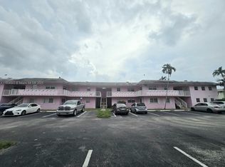 Village At Dadeland Condo, Miami, FL 33143