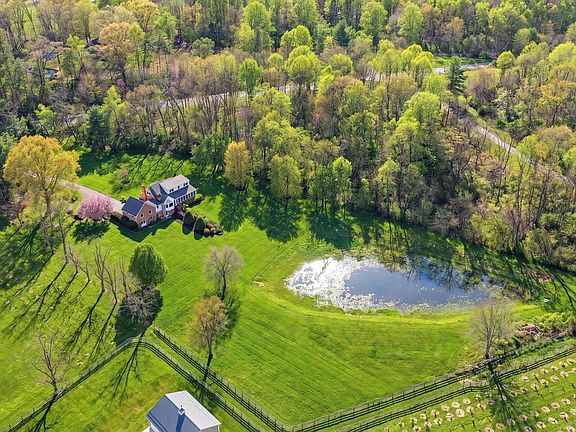 3rd image of 6501 Green Valley Rd