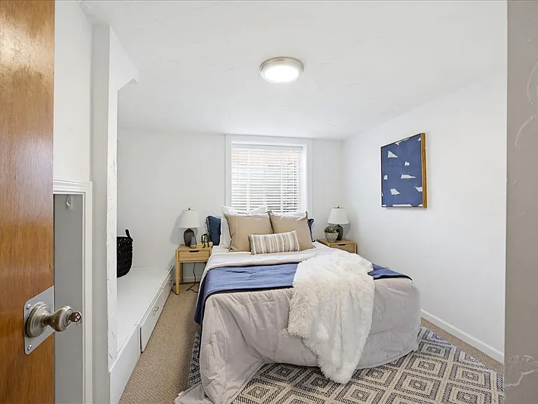 611 S Michael St — Photo 18