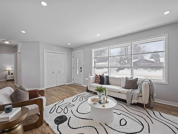 4th image of 149 Jasper Cres