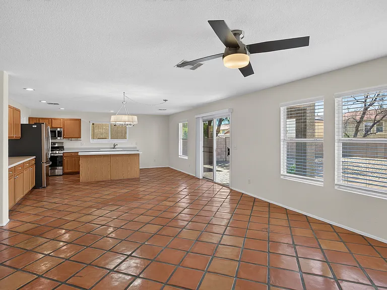 10360 E Malta St — Photo 10