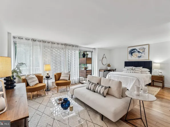 800 4th St SW APT N422, Washington, DC 20024