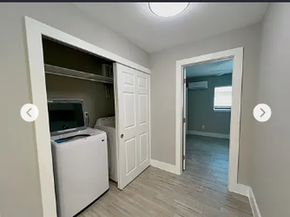 2836 Bayview Dr #B, Naples, FL 34112