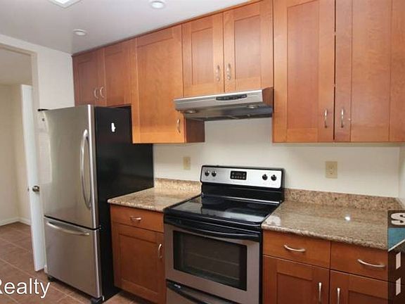 2nd image of 221 19th Ave