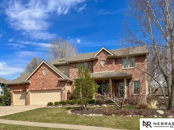 5717 N 160th Ave, Omaha, NE 68116