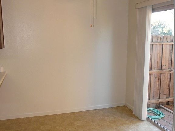 4th image of 2128 Galveston Ave Unit C