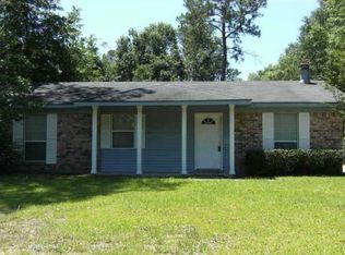 7011 Jamestown Dr, Irvington, AL 36544