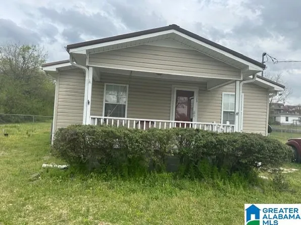 180 Concord Highland Dr, Bessemer, AL 35023