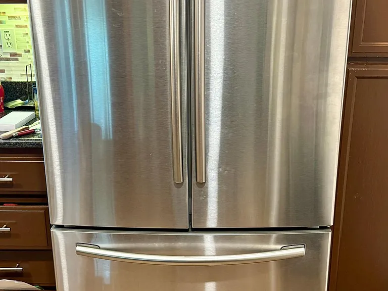 French door refrigerator