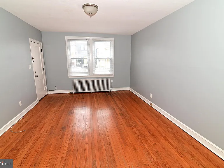 713 Hamlin St NE #1 — Photo 13