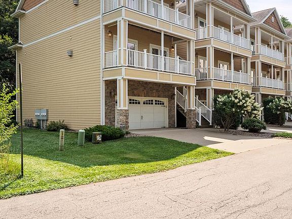 3rd image of 1322 Sunset COURT