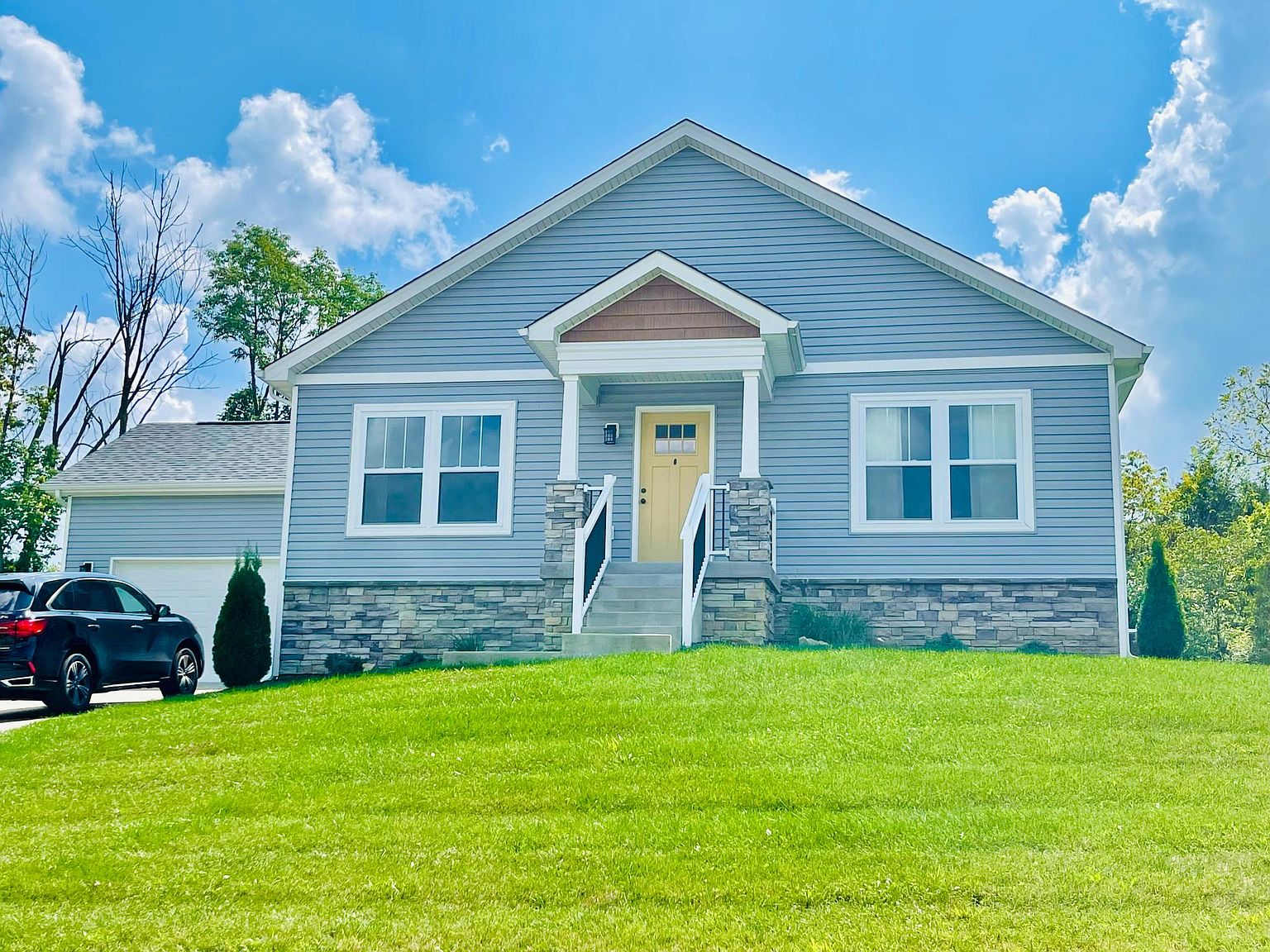 1614 Crystal Lake Dr, La Grange, KY 40031 Zillow