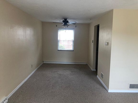 3rd image of 305 E Edgewood Ave #A