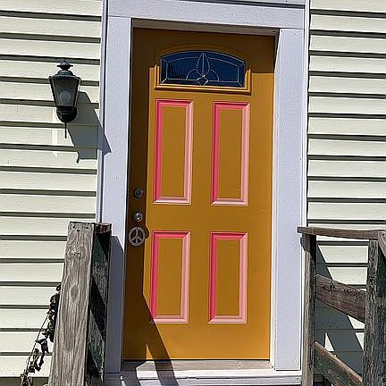 4th image of 267 E Water St