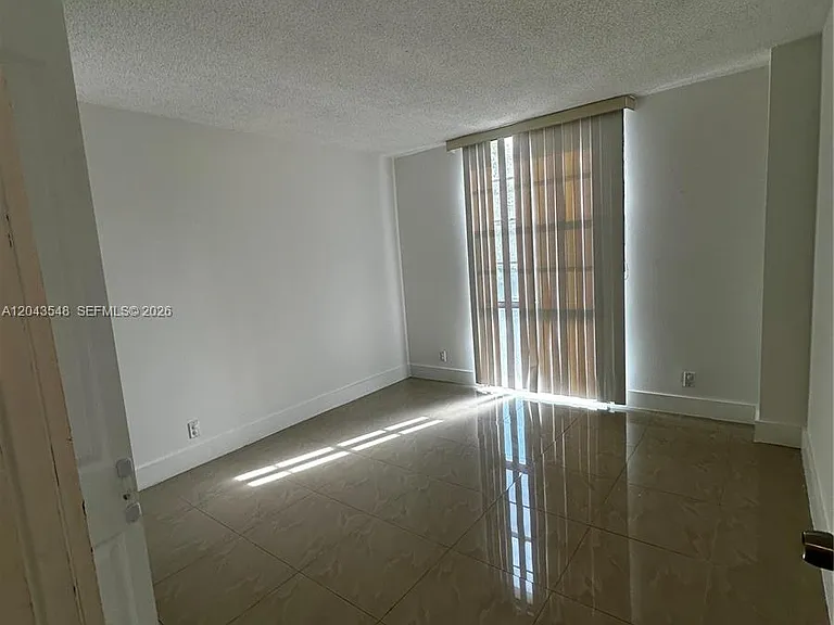 3475 N Country Club Dr #315 — Photo 22