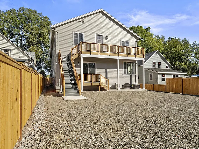 6540 NE Birch St #A — Photo 25