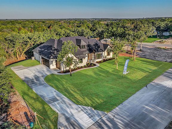5th image of 2021 Forest Bridge Dr