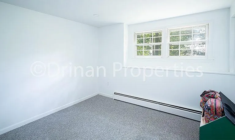 Shore Rd — Photo 32