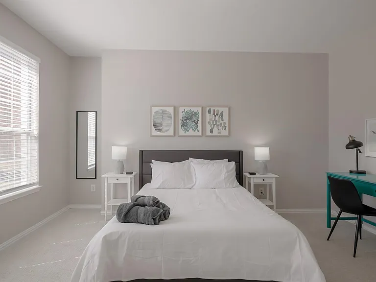 2808 Wales Ct — Photo 29