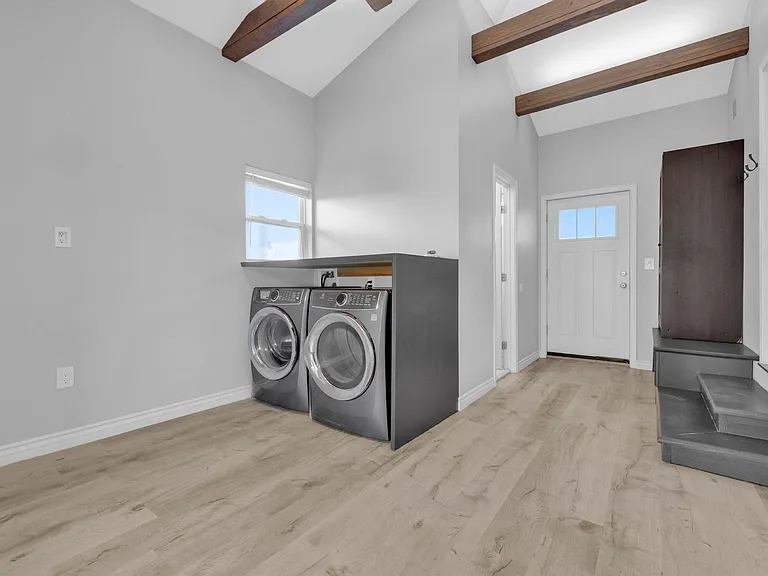 4604 Norwood St — Photo 13