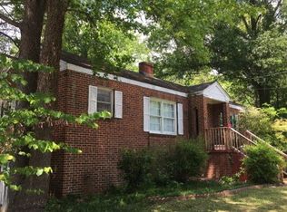 121 Hilltop Rd, Athens, GA 30605