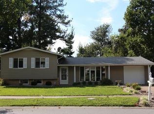 602 S Glenview Dr, Carbondale, IL 62901