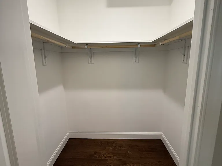 40 Shaw Ave #1 — Photo 8