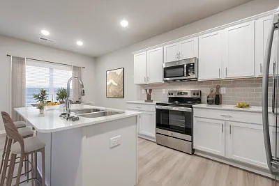 3270 Lilac Creek Trl — Photo 3