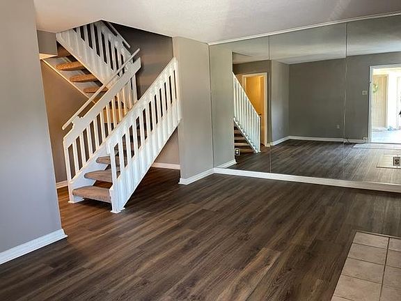 4th image of 623 Cedarwood Dr