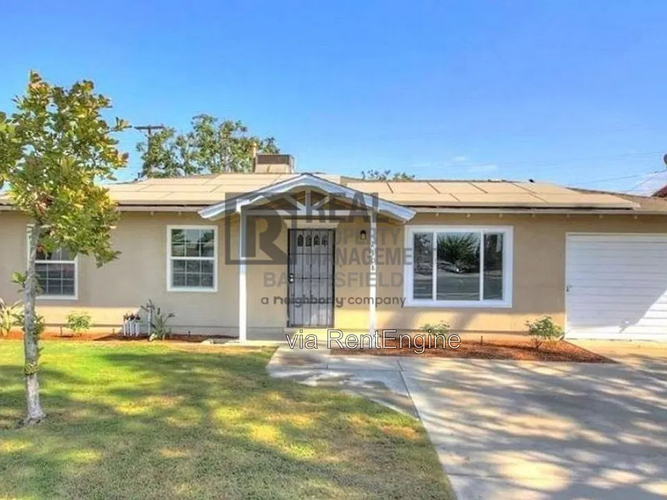 2108 Hughes Ln
