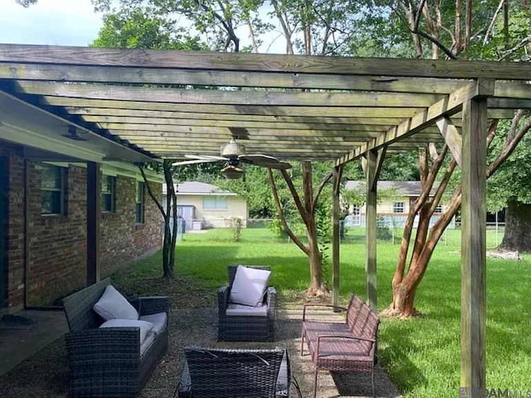 454 Baird Dr — Photo 22