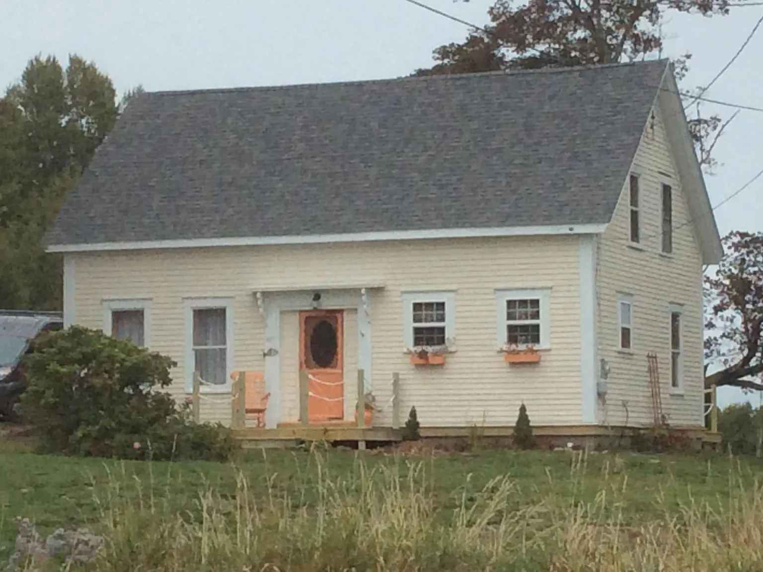 4 bed, 2000 sqft, $1,650 — Photo 2