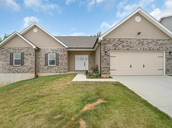 270 Longleaf Pine Dr, Festus, MO 63028