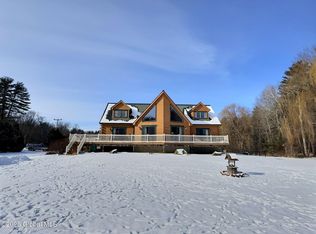 7 Elmore Robinson Rd, Mechanicville, NY 12118